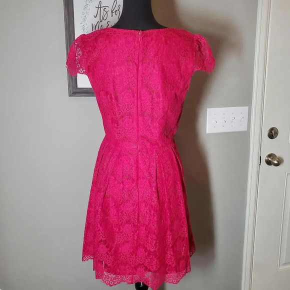 XXI Forever 21 Juniors Size Medium Fuscia Pink Lace Dress - Picture 7 of 12